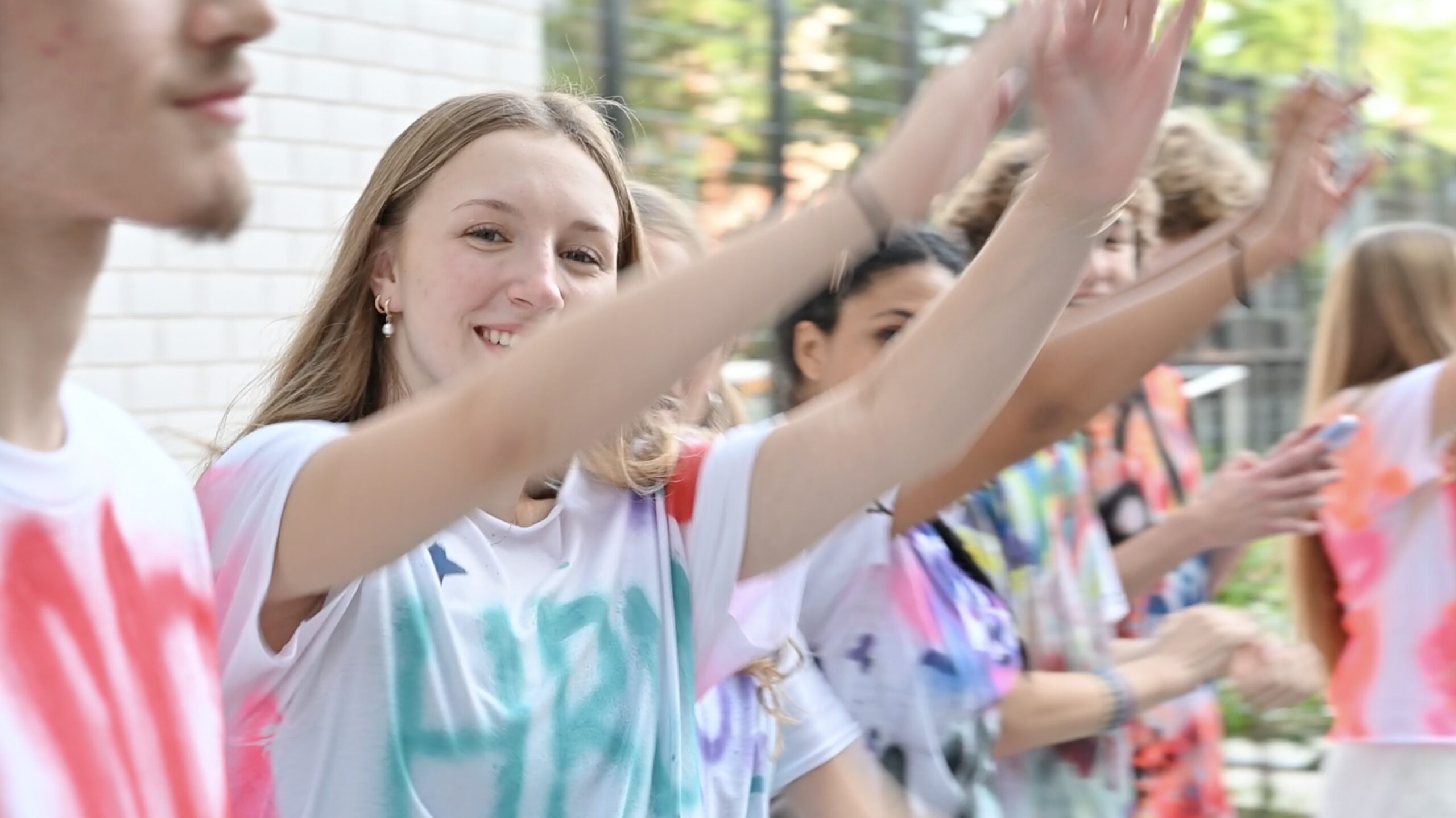 Students arriving to school on the first day