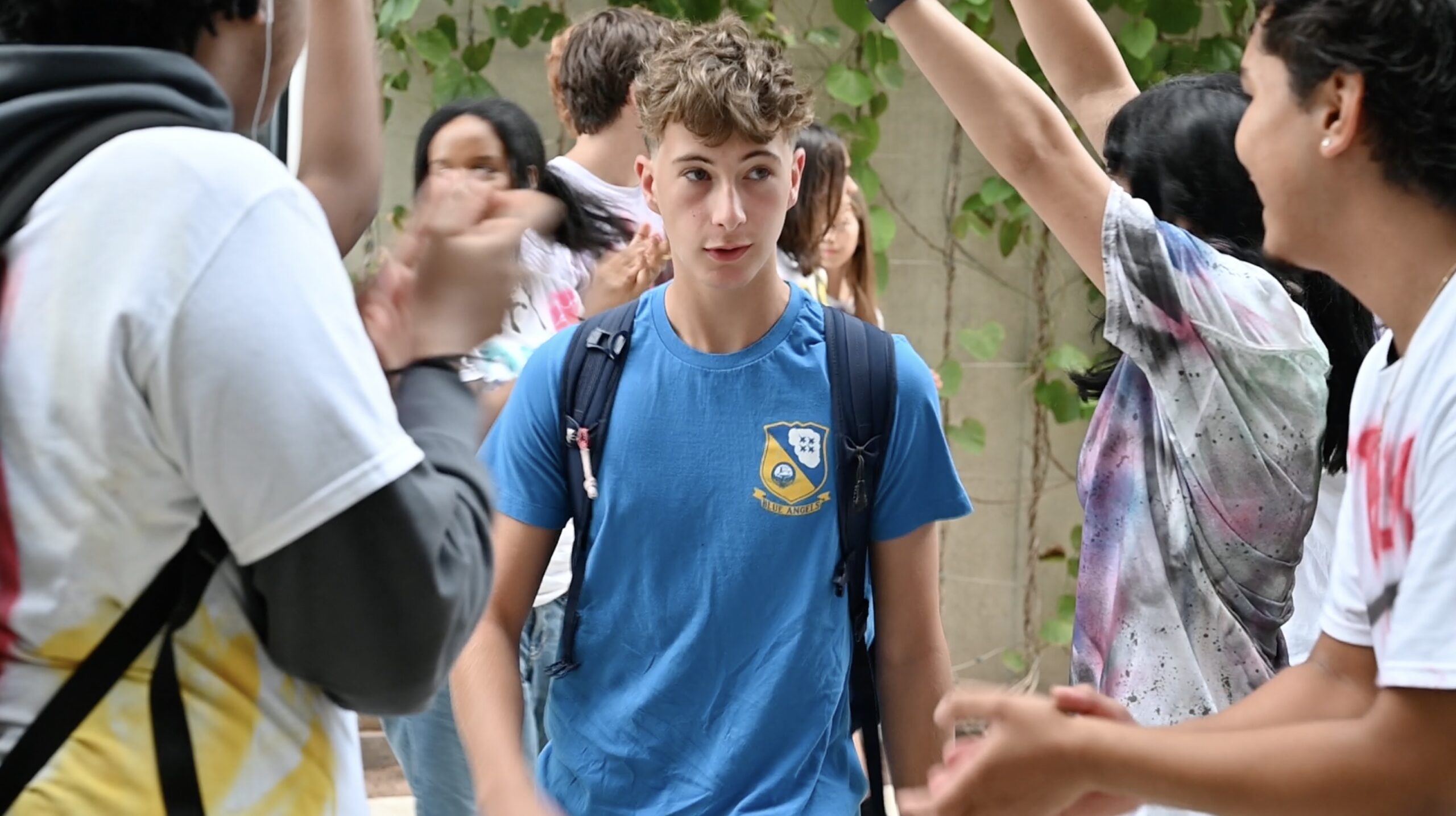Students arriving to school on the first day